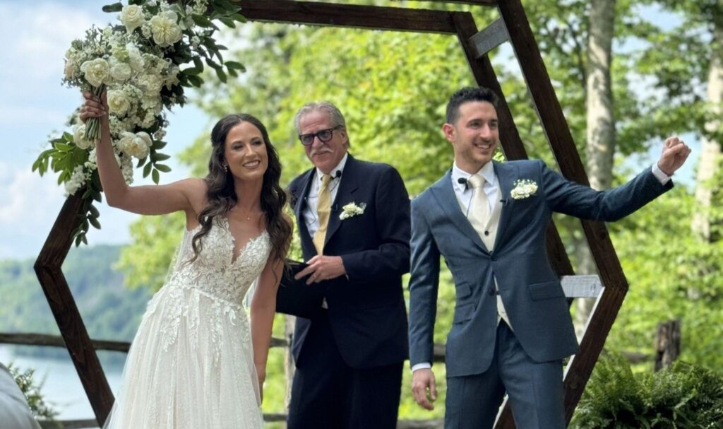 WhatsApp Image 2024-07-03 at 17.26.27_2102c1ch1 People at wedding with custom clothing